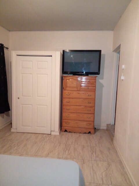 Bedroom Bathroom Kitchen Plus Varander