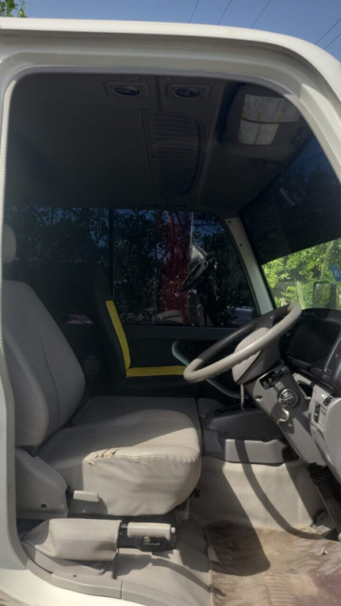2011 Toyota Coaster