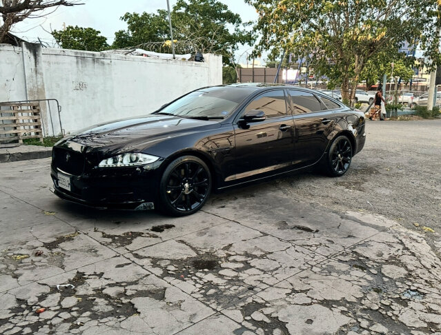 2014 JAGUAR XJ