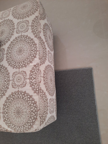 Centerpiece Ottoman 