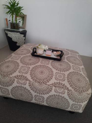 Centerpiece Ottoman  Sofas Hellshire