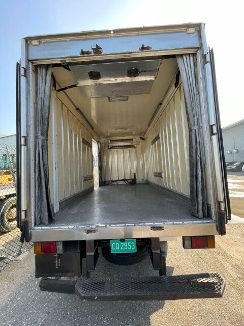 2012 Isuzu Elf