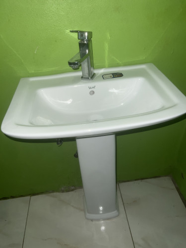 Standing Face Basin Witbh Faucet Other Market Spanish Town