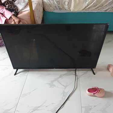 Tv 40inch TV Montegobay 