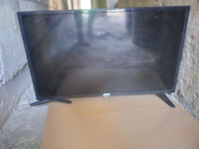 32 Inch Jsw Smart Used Tv