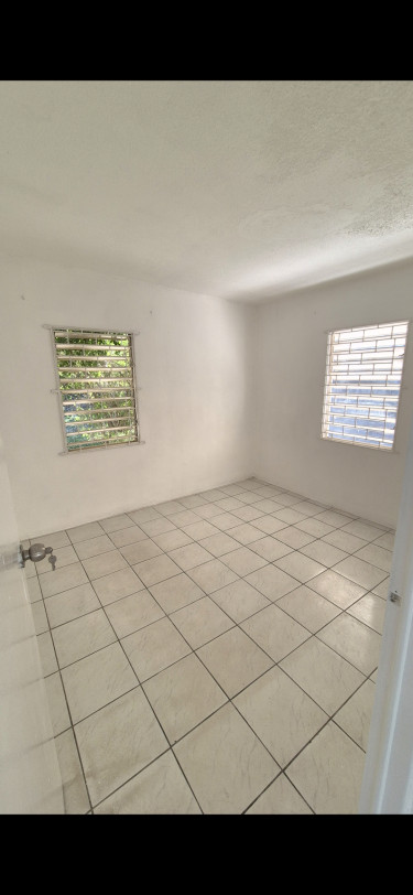 2 Bedrooms 1 Bath House