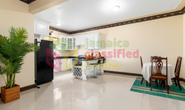 3 Bedrooms Penthouse Apartment With Pool