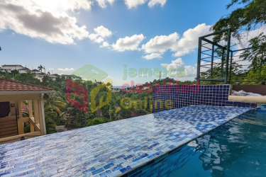 3 Bedrooms Penthouse Apartment With Pool