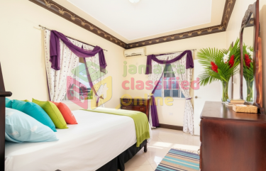 3 Bedrooms Penthouse Apartment With Pool
