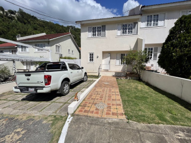3 Bedroom Town House  Houses Forrest Hills