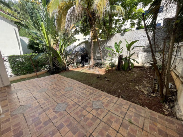 3 Bedroom Town House 