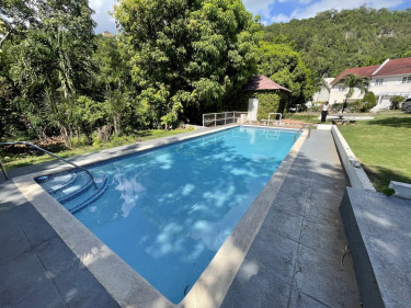 3 Bedroom Town House 