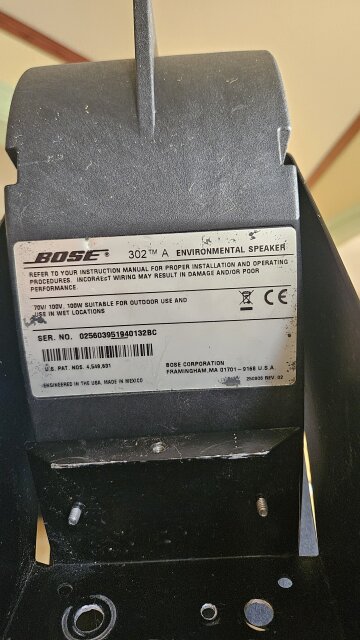 4 Bose Speakers | High Quantity