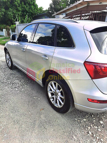 2012 Audi Q5 (not Driving)