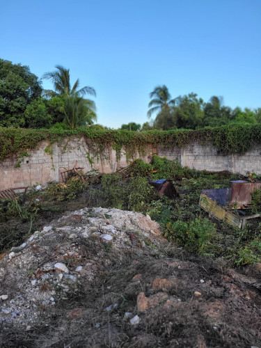 Large ¾ Acre Property With Endless Potential