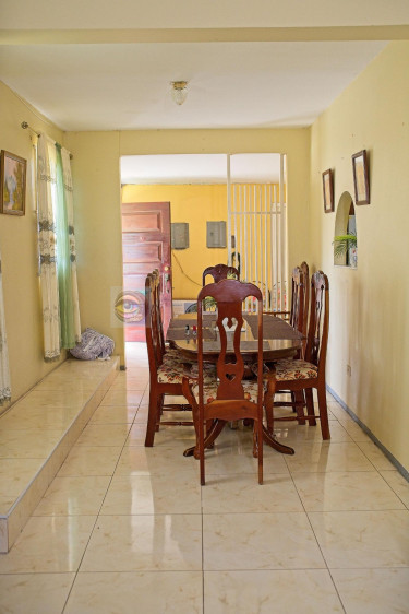 8 Bedrooms 4 Baths Central Development Property