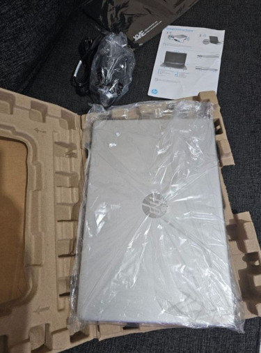 HP Q-230