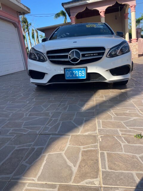 2016 Mercedes-Benz