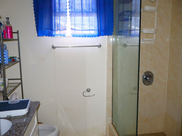 3 BEDROOMS 3 BATHROOMS FOR SALE