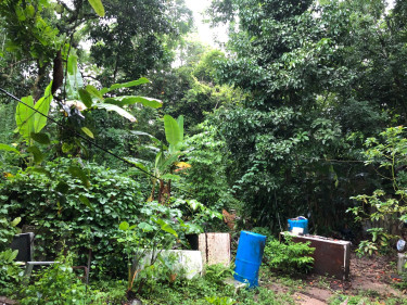 0.6 Acres 