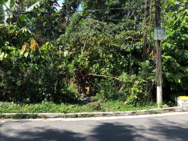 0.6 Acres 