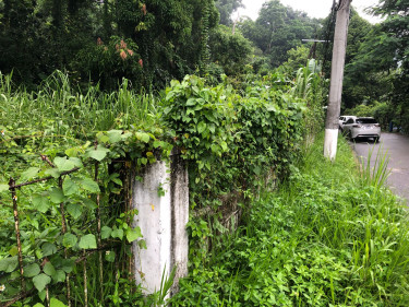 0.6 Acres 