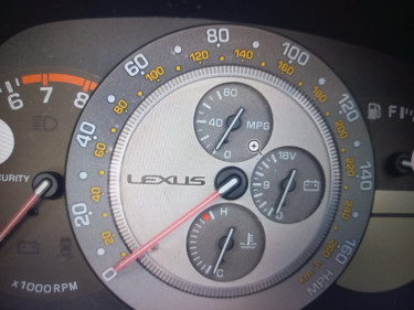 LEXUS/ALTEZZA IS200/IS300 SXE10 SPEEDOMETER GA