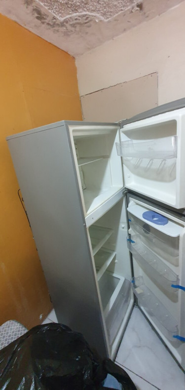 Fridge (whirlpool)