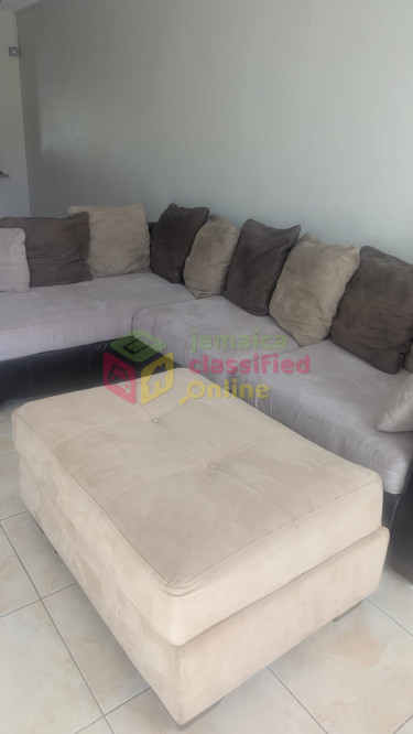Sectional With Ottoman 