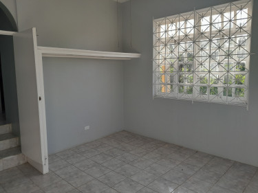 4 Bedroom 