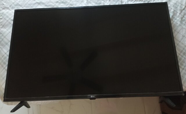 LG Tv 43