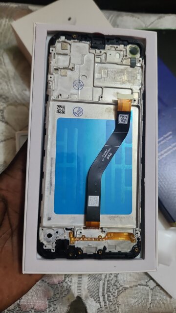 Iphone And Samsung Screens