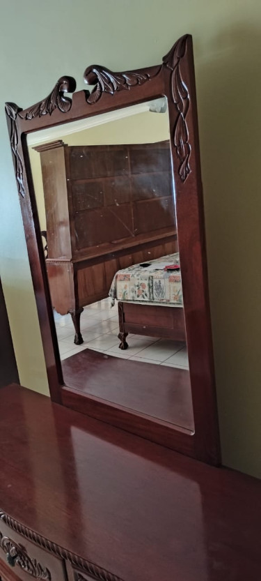 Furnitures