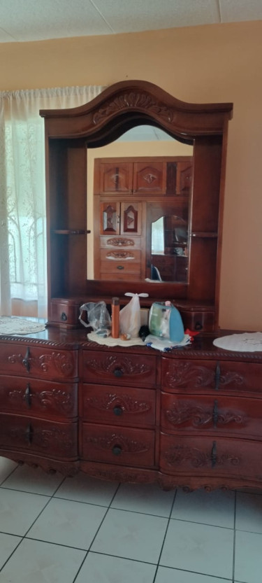 Furnitures