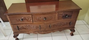 Furnitures