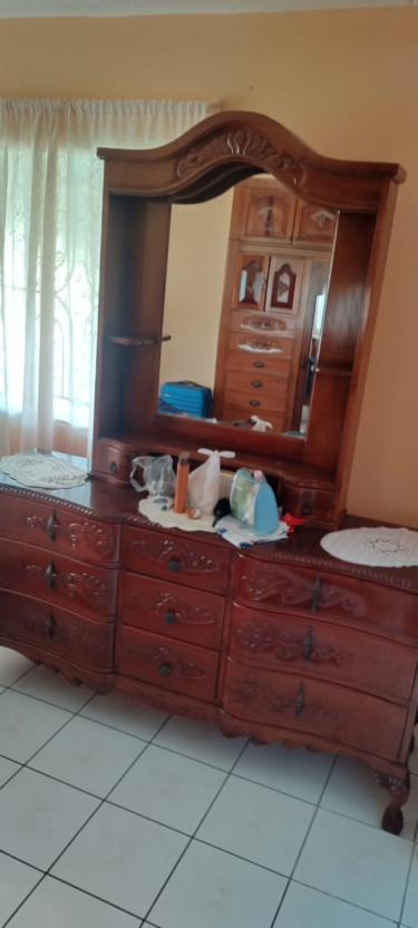Furnitures