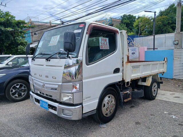 2013 MITSUBISHI CANTER 3.85M NOW!!