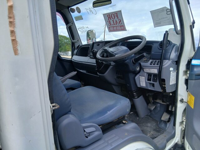 2013 MITSUBISHI CANTER 3.85M NOW!!