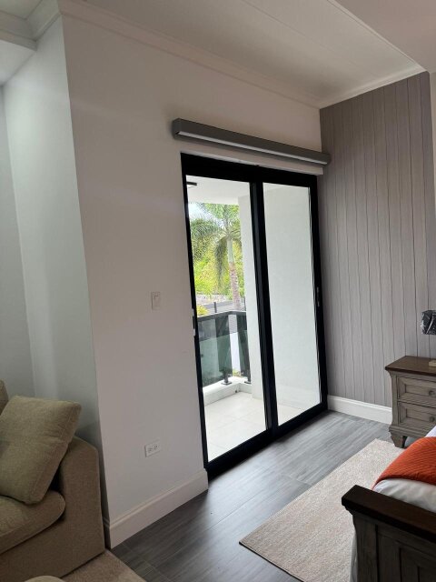 '1 Bedroom 1 Bath Apartment For Sale' Apartments Tower Isle