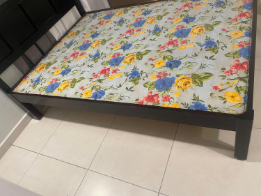 Queen Size Bed Solid Wood