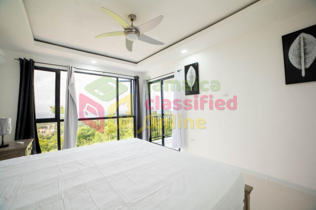 3 Bedrooms Townhouse