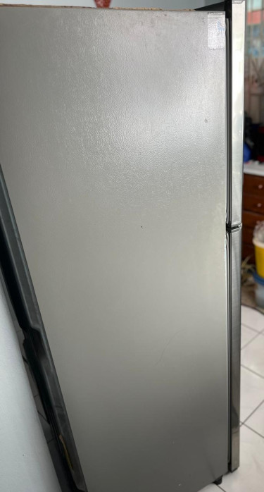 LG 16 Cubic Feet Inverter Refrigerator 