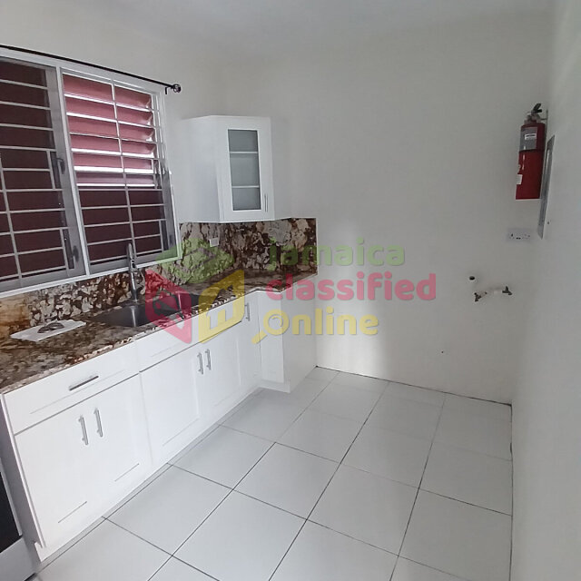 2 Bedroom 1.5 Bathroom Apt New Kgn