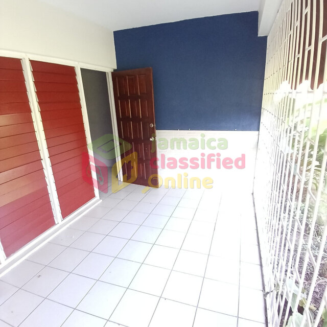2 Bedroom 1.5 Bathroom Apt New Kgn