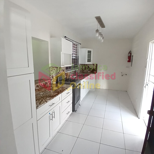 2 Bedroom 1.5 Bathroom Apt New Kgn