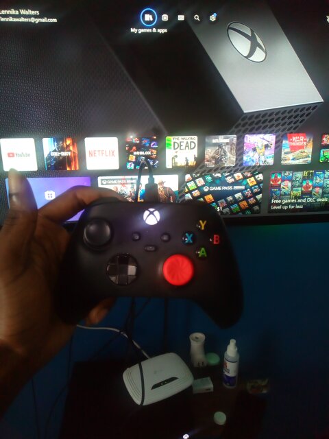 Xbox One X