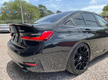 2019 BMW 320i 3 Series 