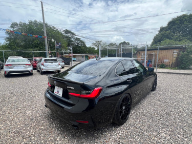 2019 BMW 320i 3 Series 