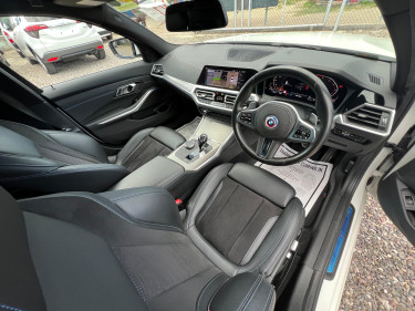 2020 BMW 320i 3 Series 