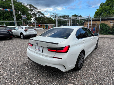 2020 BMW 320i 3 Series 